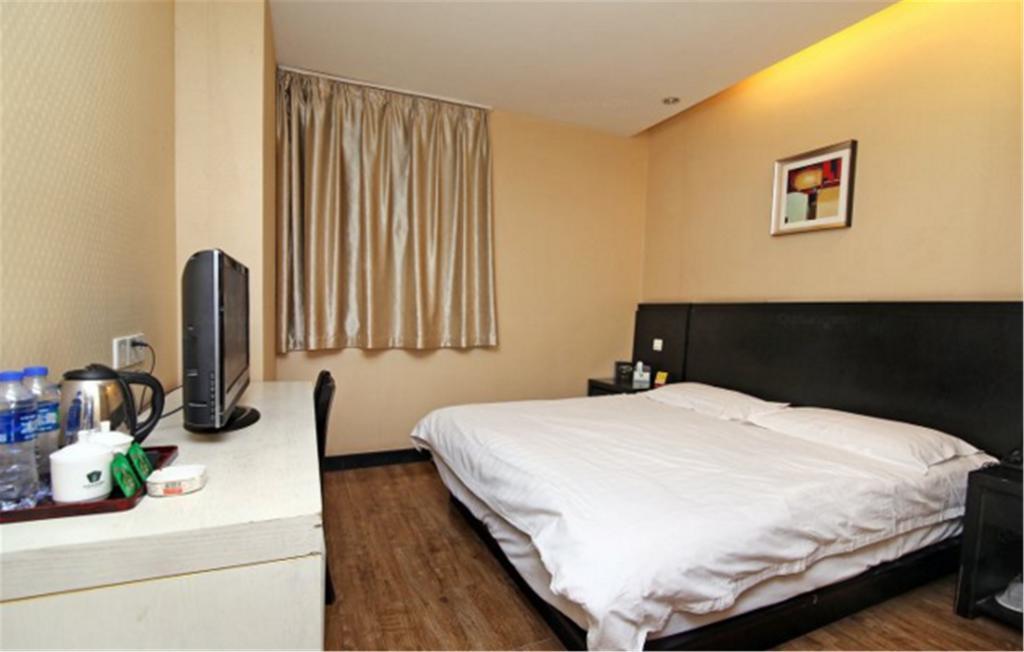 Jitai Hotel - People'S Square Branch Shanghai Exteriör bild